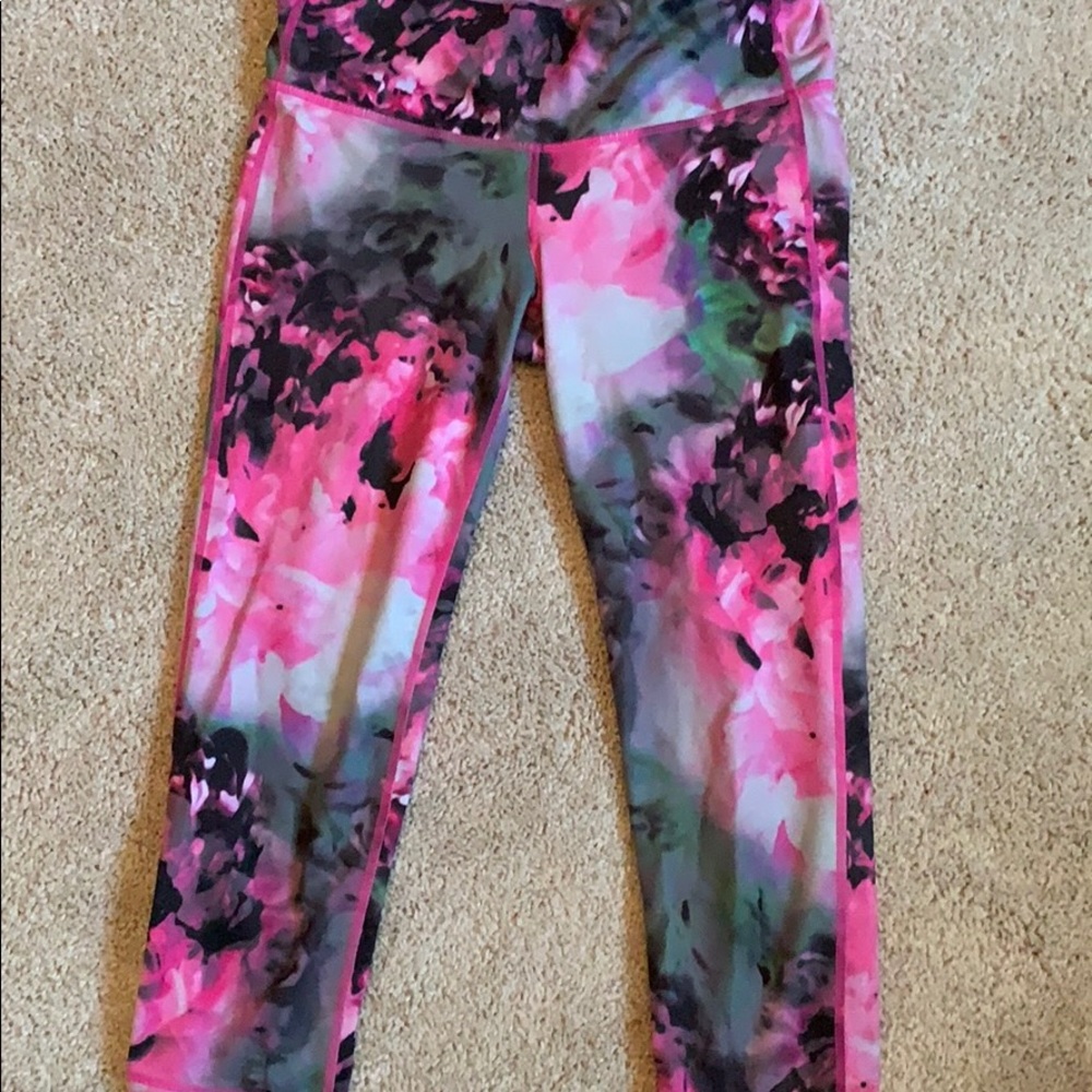 Athleta crop leggings